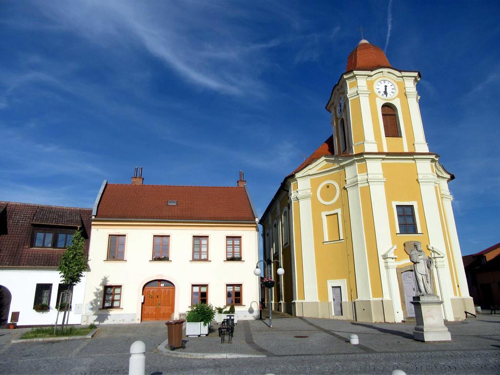 Apartman U Kostela Veselí nad Moravou Exterior photo